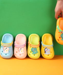 Dẹp sục khủng long đi trong nhà hoặc nhà tắm