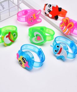 Đồng hồ đeo tay phát sáng có đèn LED nháy hình con vật dễ thương