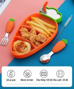 Khay ăn dặm silicon Carot cho bé kèm thìa dĩa, có đế hít, bát ăn dặm trẻ em