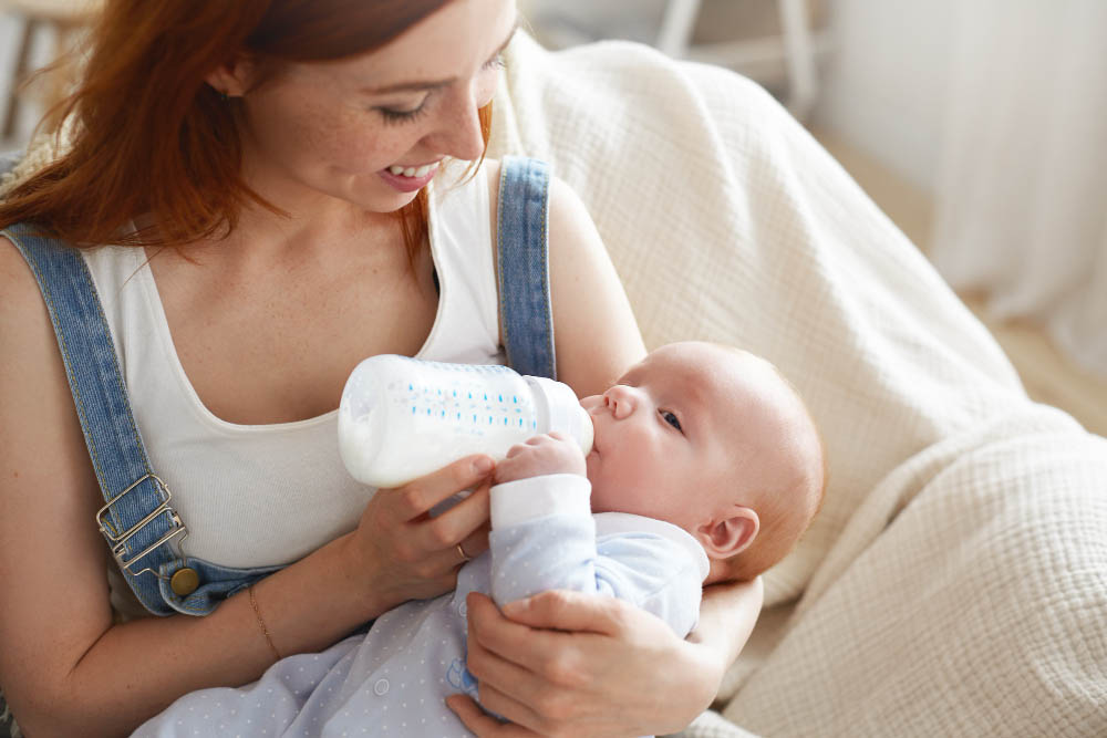 Phân loại các loại bình sữa và cách chọn bình sữa cho bé