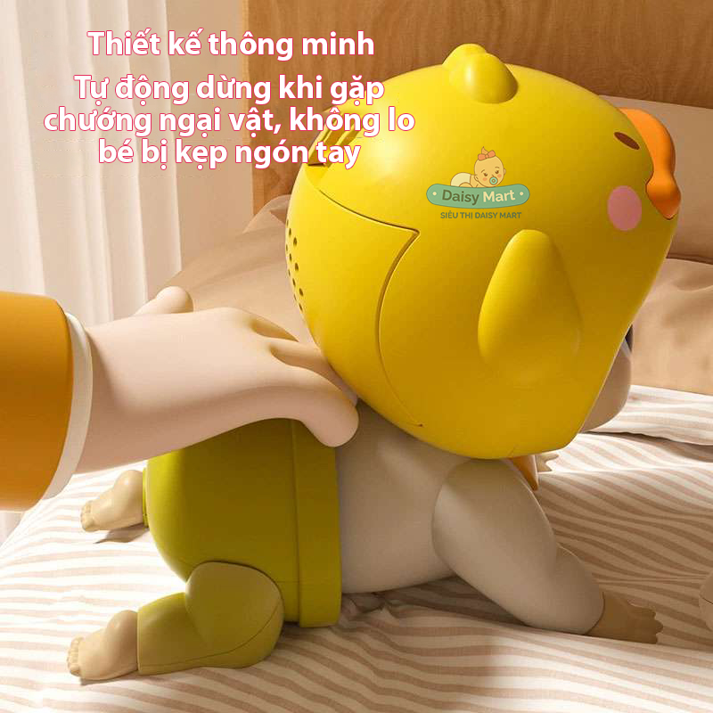 đồ chơi bé tập bò thế hệ mới, tự động ngừng khi gặp chướng ngại vật, khi trẻ cầm nắm mà không lo kẹp tay