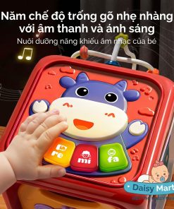 Hộp đồ chơi có cả đàn piano kết hợp nhạc và đèn